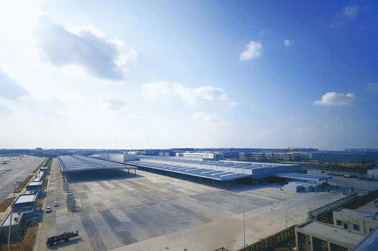 中建造智慧机场货运站投入试运营1.gif 中建造智慧机场货运站投入试运营1.gif