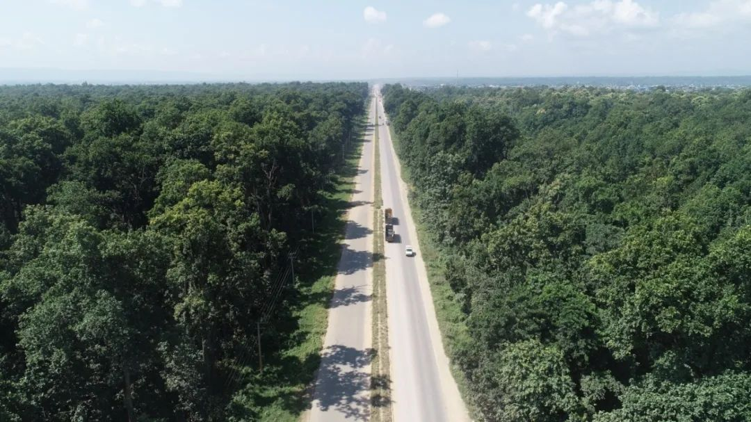 尼泊尔总理奥利视察Narayanghat-Butwal道路升级改造项目（1）.png