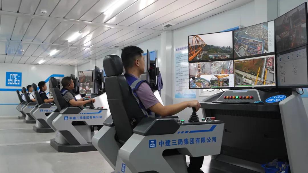 中国建筑获德国纽伦堡国际发明展金奖4(1).jpg 中国建筑获德国纽伦堡国际发明展金奖4(1).jpg