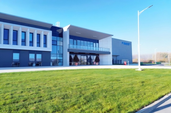 中国建筑塞尔维亚高标准厂房正式交付2(1).jpg 中国建筑塞尔维亚高标准厂房正式交付2(1).jpg