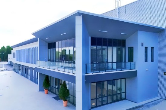 中国建筑塞尔维亚高标准厂房正式交付3(1).jpg 中国建筑塞尔维亚高标准厂房正式交付3(1).jpg