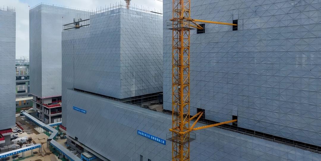 中国建筑承建的琴澳创新产业园项目主体结构封顶(3).jpg 中国建筑承建的琴澳创新产业园项目主体结构封顶(3).jpg